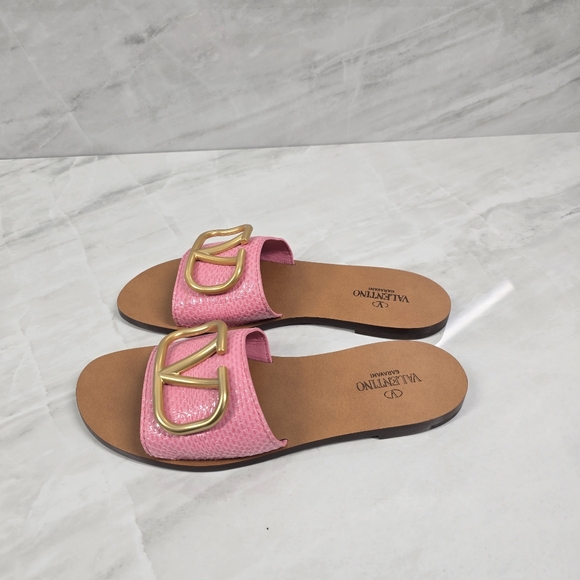 Valentino VLogo Pink Slide Sandals - Picture 4 of 10